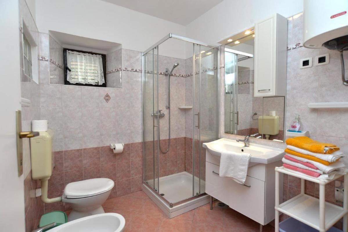 Apartment Welcoming With Garden Porec
