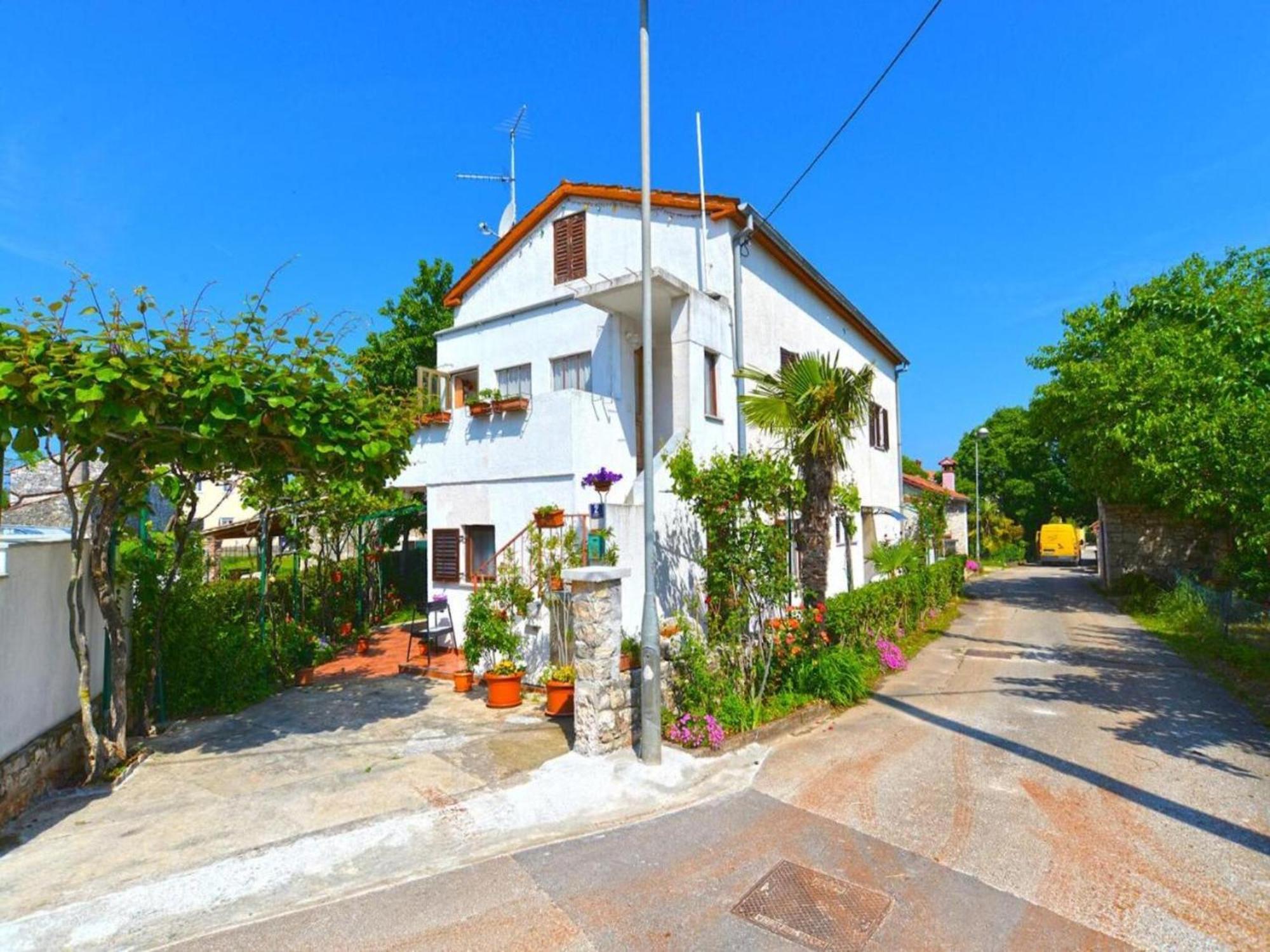 Welcoming With Garden Porec